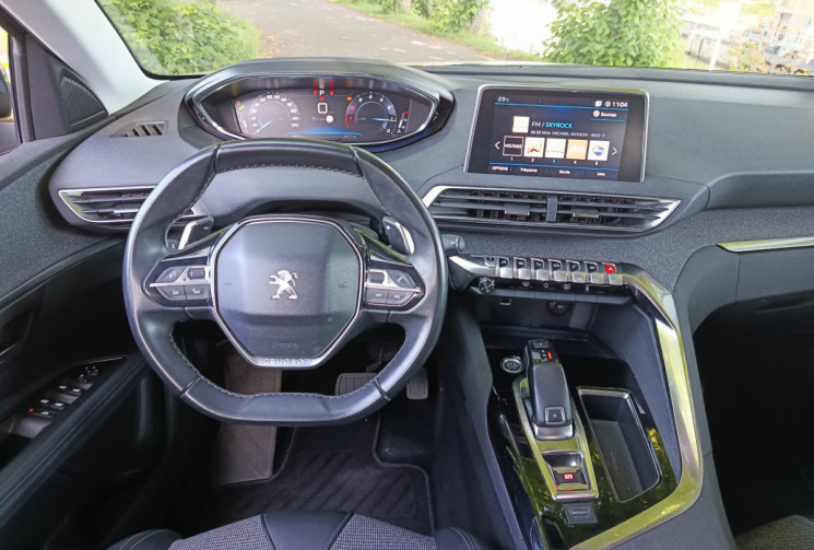 Peugeot 5008 1.2 THP Allure Business 130 / EAT8 / Courroie de distribution neuve / 7 Places