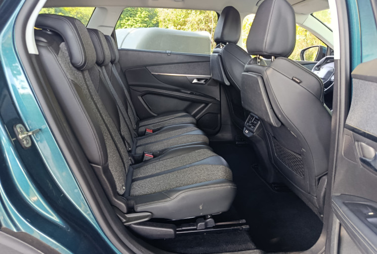 Peugeot 5008 1.2 THP Allure Business 130 / EAT8 / Courroie de distribution neuve / 7 Places