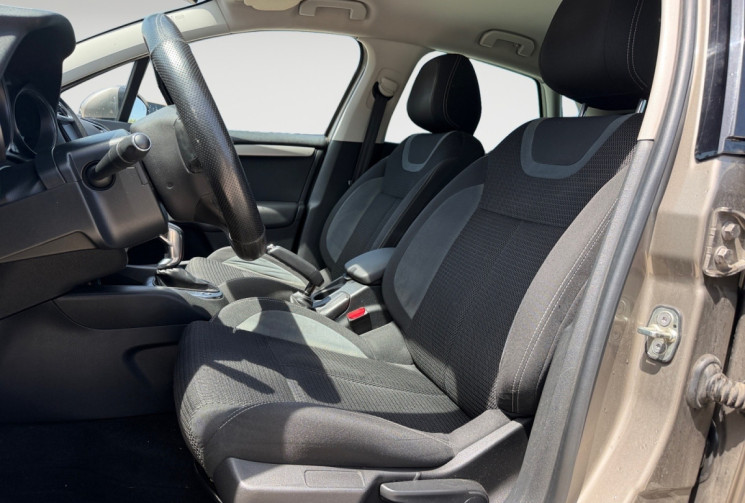 Citroën C4 1.6 BLUE HDi 120 MILLENIUM EAT6 - MOTEUR NEUF 5000 kms