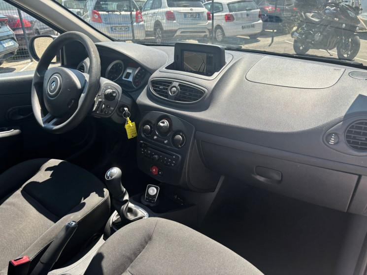 Renault Clio 1.5 dCi 75ch Tomtom / Gps / Bluetooh / Révisée / Garantie