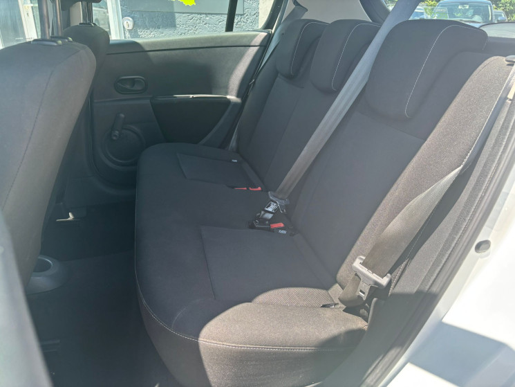 Renault Clio 1.5 dCi 75ch Tomtom / Gps / Bluetooh / Révisée / Garantie
