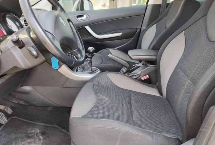 Peugeot 308  1.6 e-HDi 8V FAP S&S 112 cv - Suivi Complet