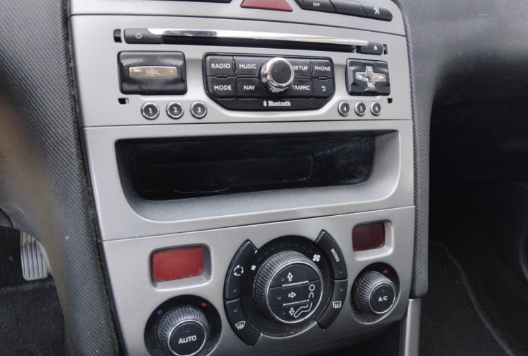 Peugeot 308  1.6 e-HDi 8V FAP S&S 112 cv - Suivi Complet