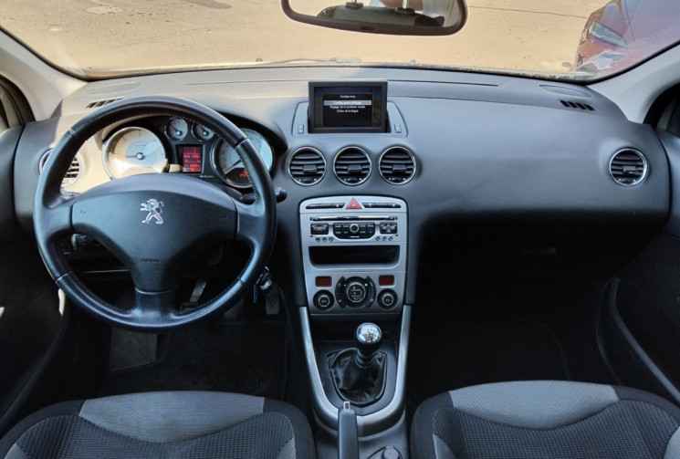 Peugeot 308  1.6 e-HDi 8V FAP S&S 112 cv - Suivi Complet