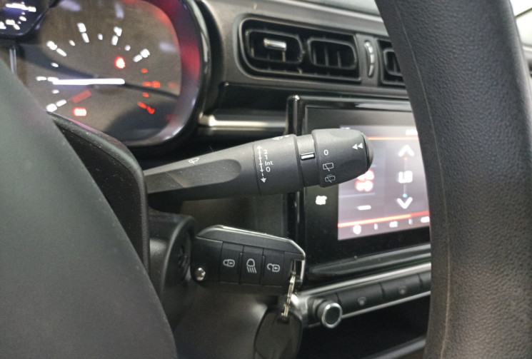 Citroën C3 1.2 83 ch Graphic / Courroie de distribution remplacée en janvier 2025