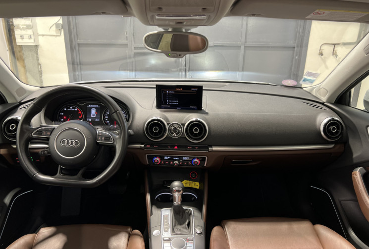 Audi A3 SPORTBACK AMBITION LUXE SUREQUIPEE 1.8 TFSI 180 ch S TRONIC 7