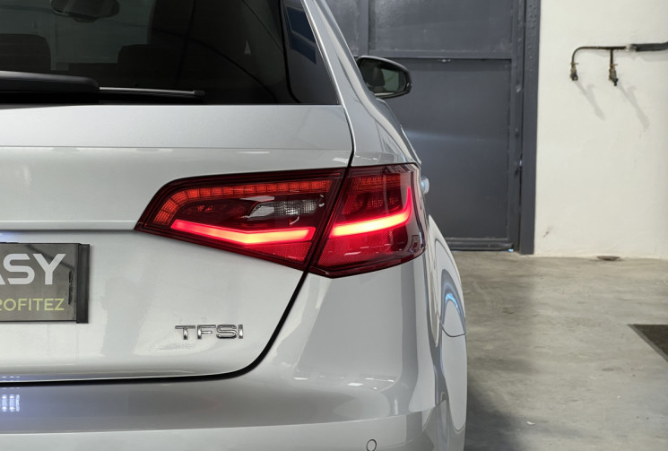 Audi A3 SPORTBACK AMBITION LUXE SUREQUIPEE 1.8 TFSI 180 ch S TRONIC 7