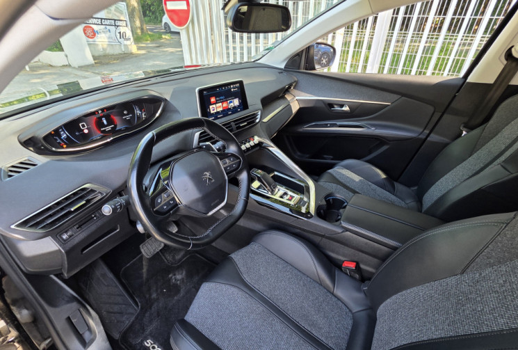 Peugeot 5008 HDI 130CV EAT 8 ALLURE 7 PLACES / ENTRETIEN A JOUR