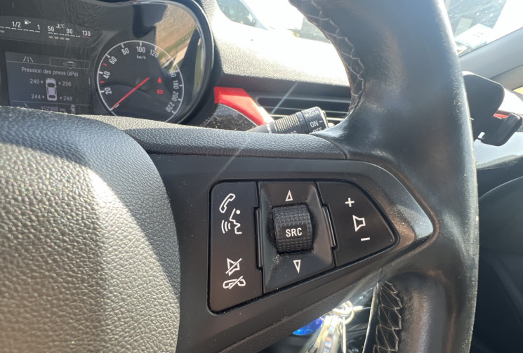 Opel Corsa E 1.4i 90ch GPS / CLIMATISATION / CARPLAY / CAMERA / RADAR AV AR