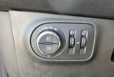Opel Corsa E 1.4i 90ch GPS / CLIMATISATION / CARPLAY / CAMERA / RADAR AV AR