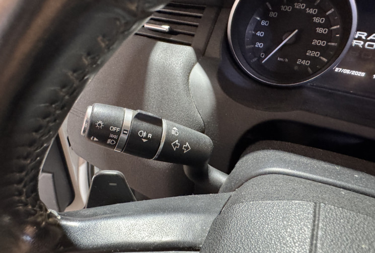 Land-Rover Range Rover Evoque GARANTIE 1 AN 2.2 TD4 4WD BVA6 150 cv
