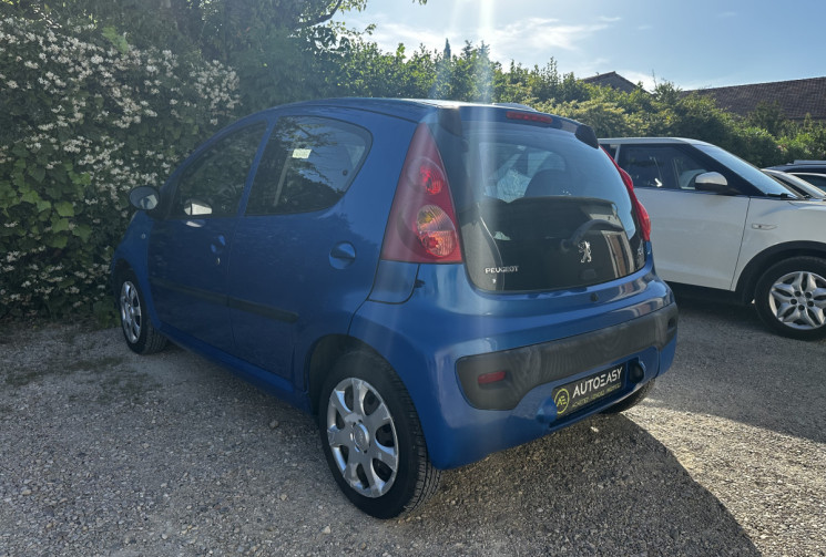Peugeot 107  1.0 12v 68cv Pack Limited 5p / CLIMATISATION / 5 PORTES