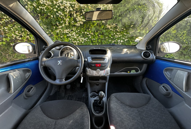 Peugeot 107  1.0 12v 68cv Pack Limited 5p / CLIMATISATION / 5 PORTES