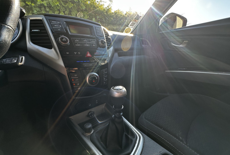 Ssangyong TIVOLI 160 e-XDI 115ch 2WD Luxury / Moteur à Chaîne / Kit Embrayage Neuf