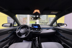 Toyota C-HR 122h Hybride Dynamic 2WD E-CVT // Boite automatique 