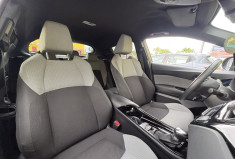 Toyota C-HR 122h Hybride Dynamic 2WD E-CVT // Boite automatique 