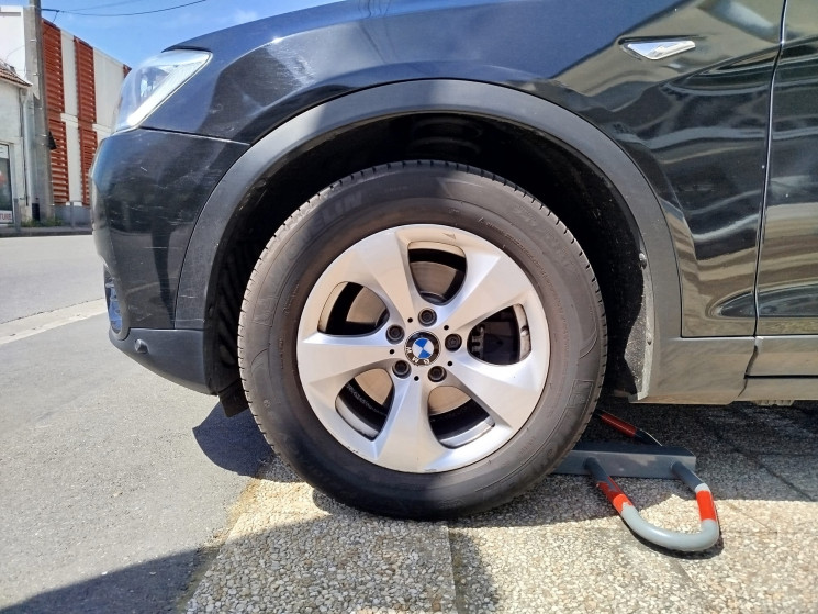 BMW X3 18d sDrive 2.0 d // LOUNGE PLUS // 150 cv