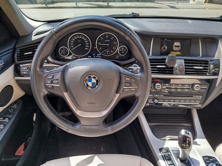BMW X3 18d sDrive 2.0 d // LOUNGE PLUS // 150 cv