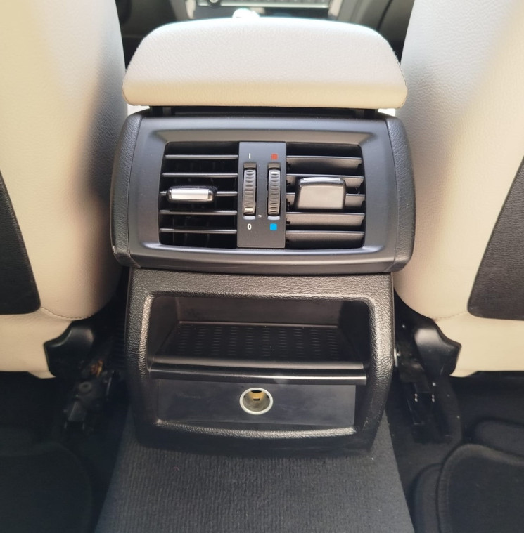 BMW X3 18d sDrive 2.0 d // LOUNGE PLUS // 150 cv