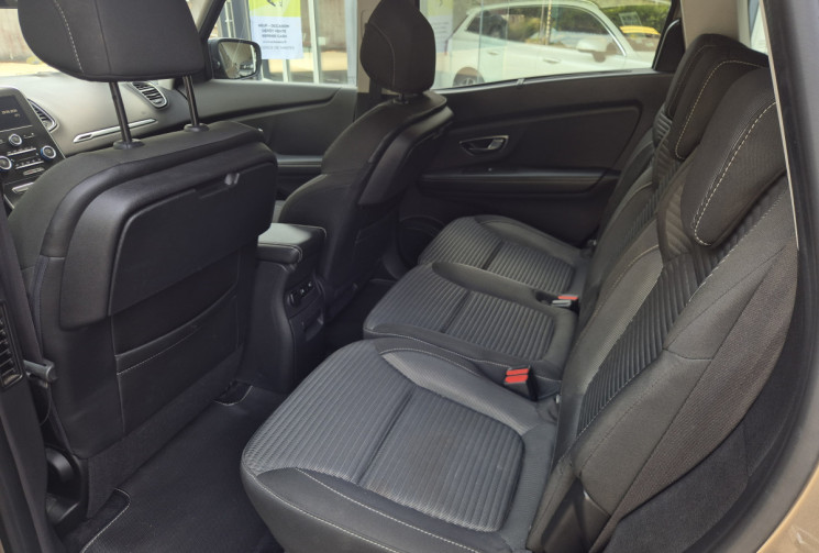Renault GRAND SCENIC 1.6 Dci 130 Zen 7 places