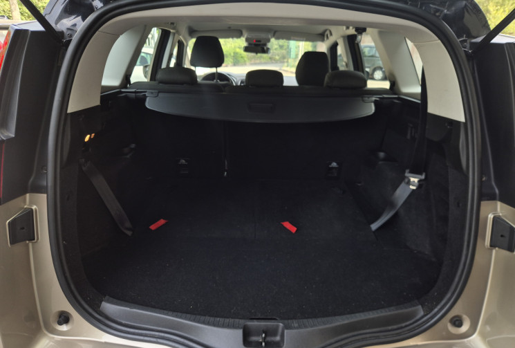 Renault GRAND SCENIC 1.6 Dci 130 Zen 7 places