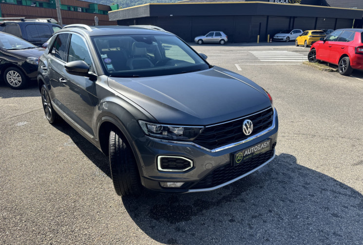 Volkswagen T-Roc 1.5 TSI 150 Carat exclusive bvm6