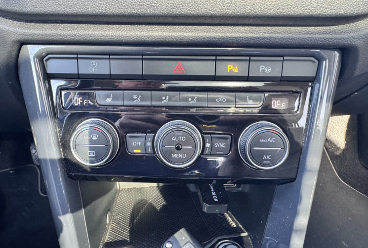 Volkswagen T-Roc 1.5 TSI 150 Carat exclusive bvm6