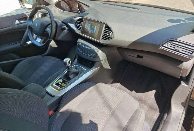 Peugeot 308 1.6 HDI 120ch Allure - Suivi Peugeot  - Radars - Camera