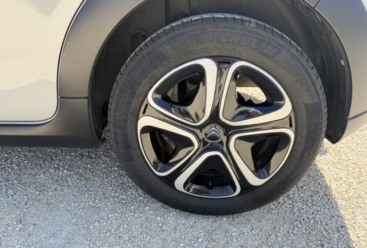 Citroën C3 1.2 PURETECH 110 CH FEEL / SUIVI CITROEN 