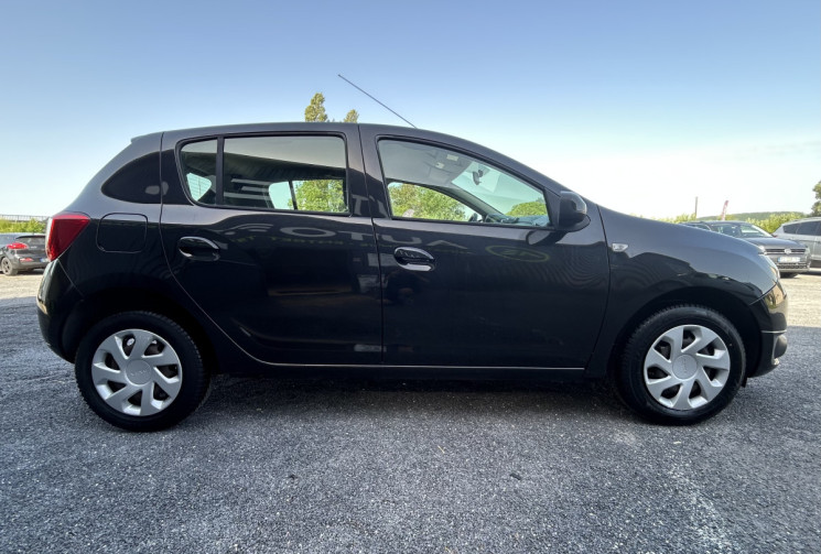 Dacia Sandero 1.2 16V 75 CH LAUREATE CARPLAY