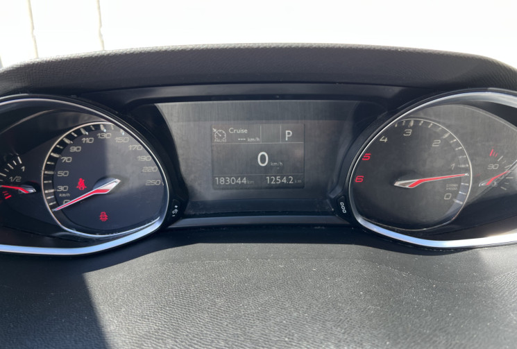 Peugeot 308 II (T9) 1.6 BlueHDi EAT6 S&S 120 cv Boîte auto
