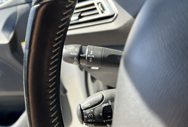 Peugeot 308 II (T9) 1.6 BlueHDi EAT6 S&S 120 cv Boîte auto