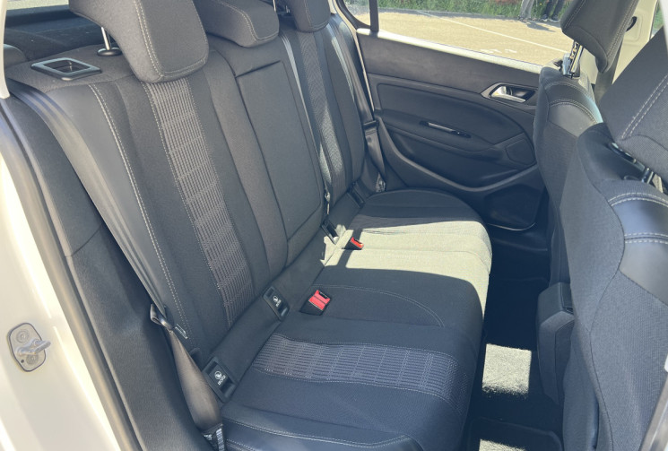Peugeot 308 II (T9) 1.6 BlueHDi EAT6 S&S 120 cv Boîte auto