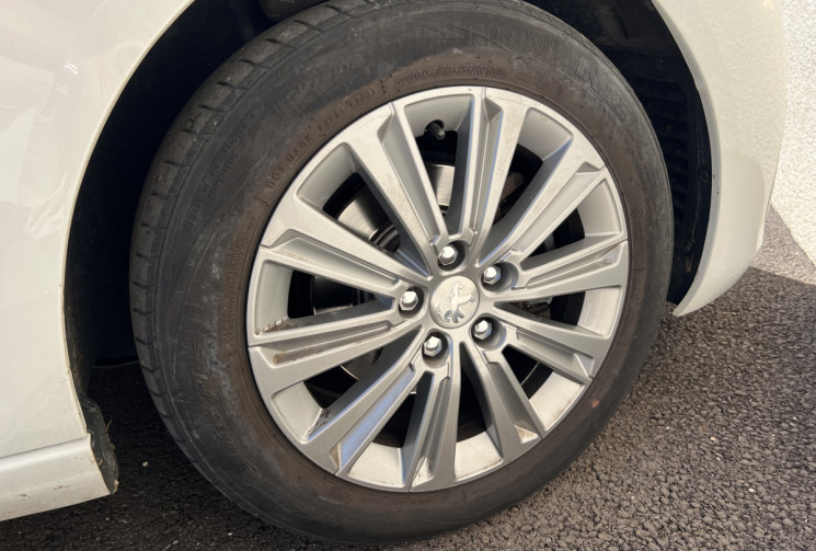 Peugeot 308 II (T9) 1.6 BlueHDi EAT6 S&S 120 cv Boîte auto