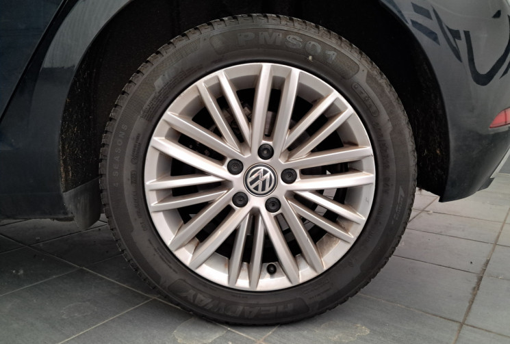 Volkswagen Golf 1.0 TSI 115 Confortline DSG7- 