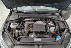 Volkswagen Golf 1.0 TSI 115 Confortline DSG7- 