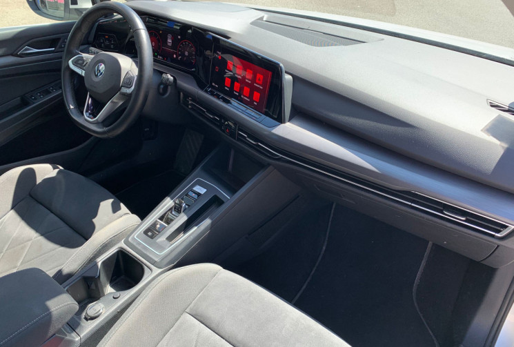 Volkswagen Golf VIII 2.0 TDI 150 STYLE 1ST DSG7