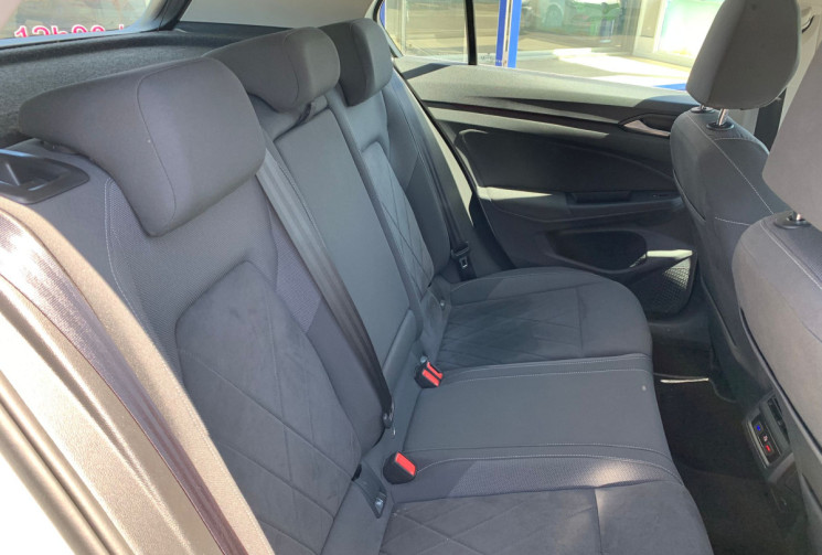 Volkswagen Golf VIII 2.0 TDI 150 STYLE 1ST DSG7