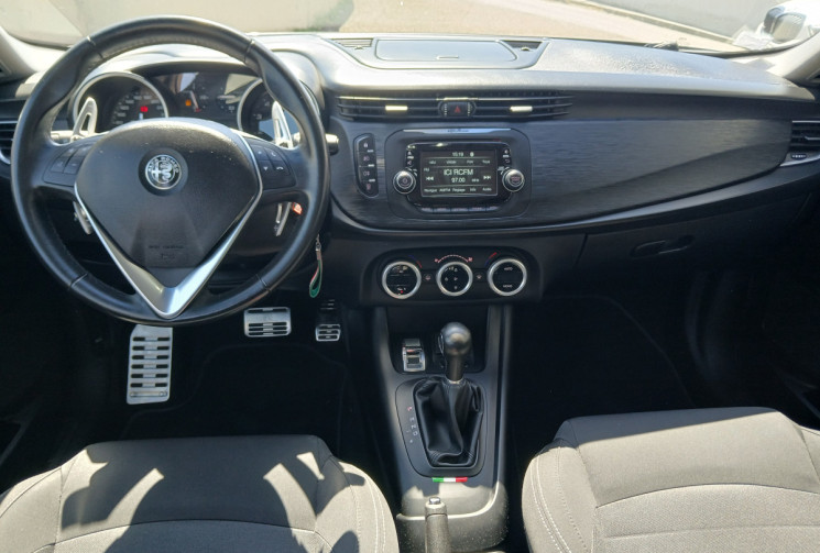 Alfa Romeo GIULIETTA  II 1.4 T MultiAir DISTINCTIVE 170 ISTRIBUTION OK