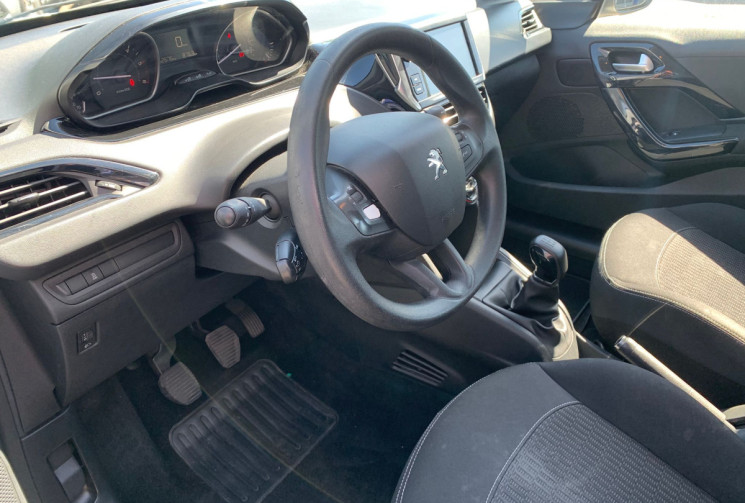 Peugeot 208 1.6 Blue HDI 75 Active