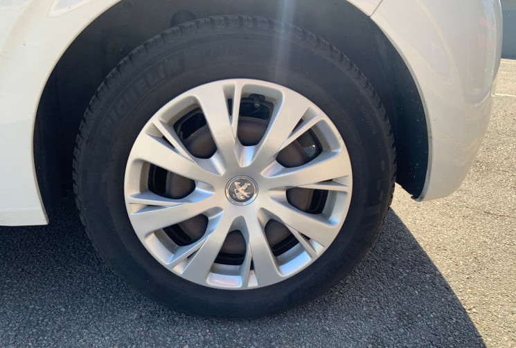 Peugeot 208 1.6 Blue HDI 75 Active