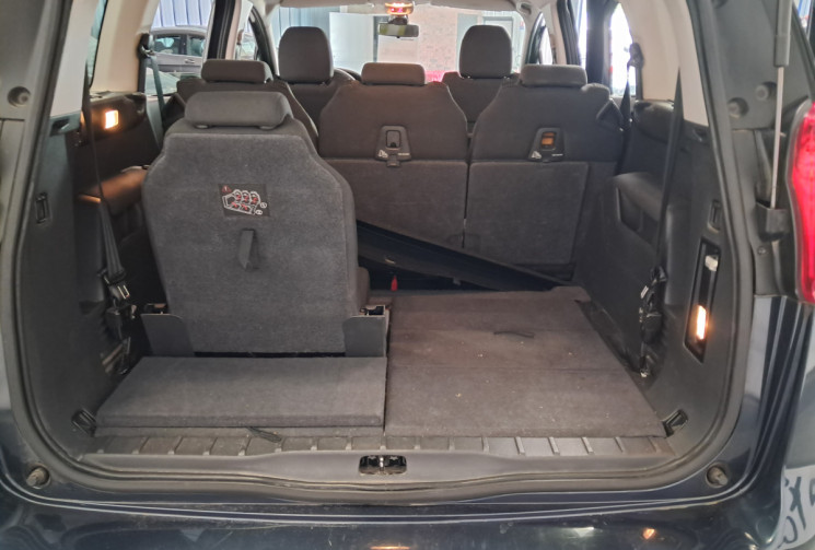 Peugeot 5008 1.6 e-HDi115 FAP Active BMP6 7places   - SUIVI D'ENTRETIEN -  REVISEE 
