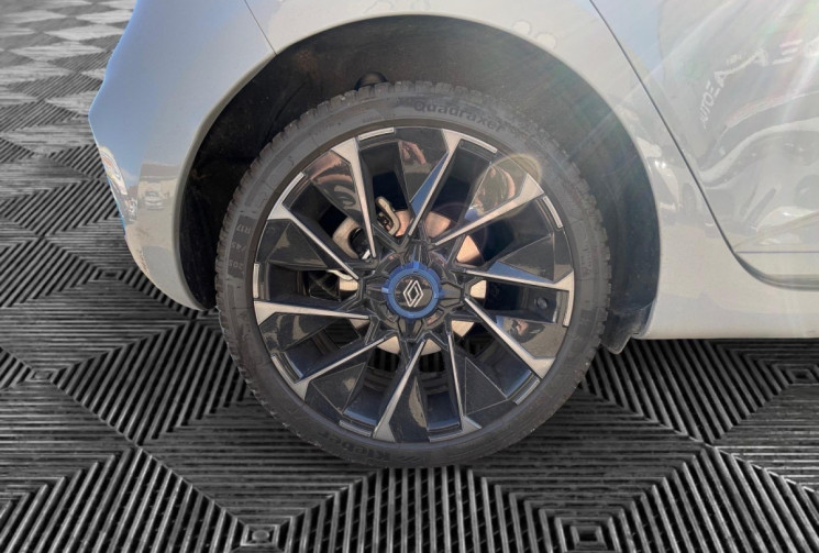 Renault Clio V / 1.6 E-TECH / 145 CH / ESPRIT ALPINE