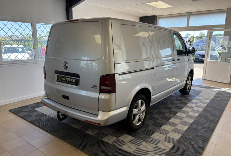 Volkswagen Transporter T5 Phase 2 4-MOTION  2.0 BITDI 180 / KIT DISTRIBUTION NEUF / SUIVI VOLKSWAGEN