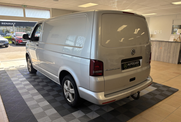 Volkswagen Transporter T5 Phase 2 4-MOTION  2.0 BITDI 180 / KIT DISTRIBUTION NEUF / SUIVI VOLKSWAGEN