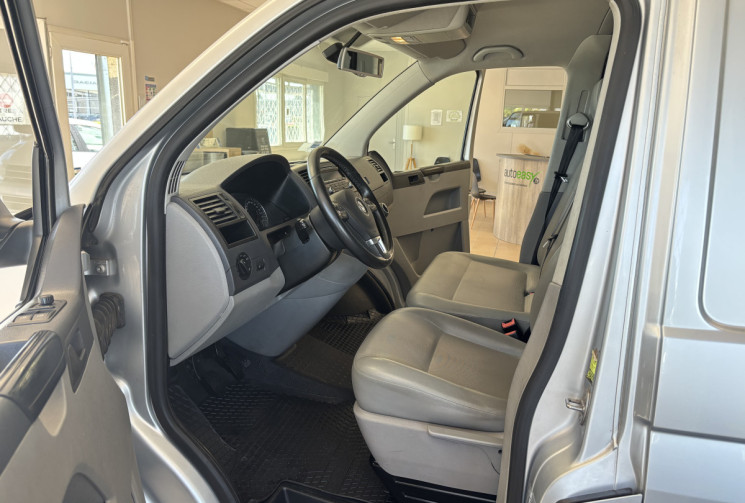 Volkswagen Transporter T5 Phase 2 4-MOTION  2.0 BITDI 180 / KIT DISTRIBUTION NEUF / SUIVI VOLKSWAGEN