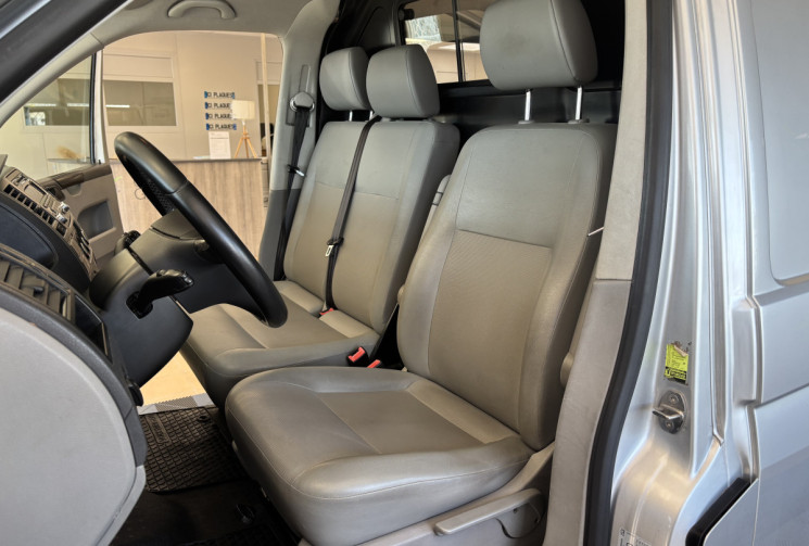 Volkswagen Transporter T5 Phase 2 4-MOTION  2.0 BITDI 180 / KIT DISTRIBUTION NEUF / SUIVI VOLKSWAGEN