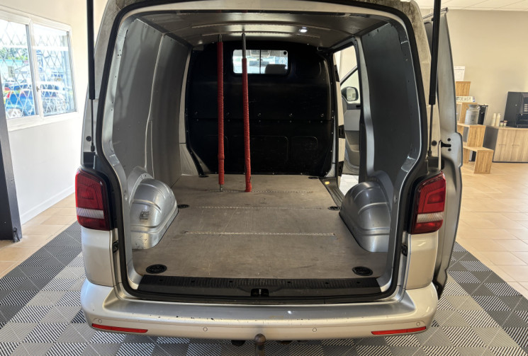 Volkswagen Transporter T5 Phase 2 4-MOTION  2.0 BITDI 180 / KIT DISTRIBUTION NEUF / SUIVI VOLKSWAGEN