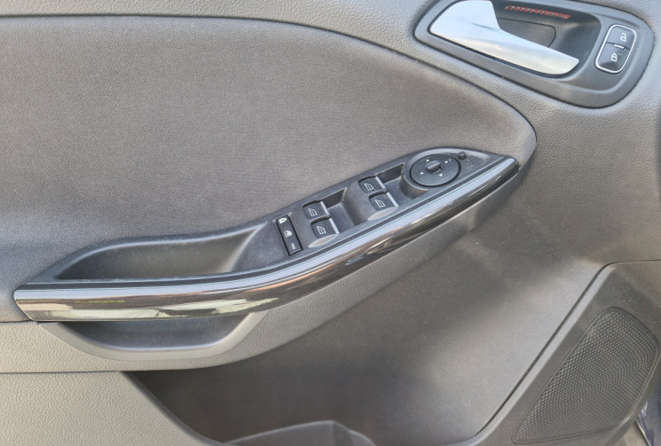 Ford Focus  1.0 ECOBOOST 125 TITANIUM - ETHANOL