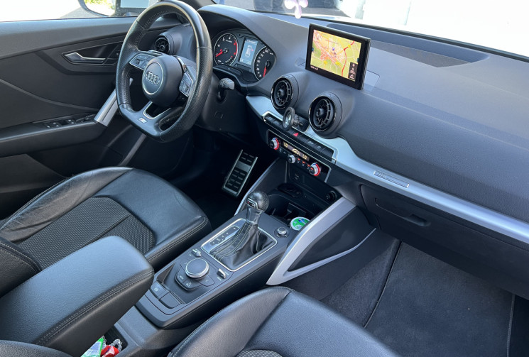 Audi Q2 1.6 TDI S-Tronic7 116 cv Boîte auto S-LINE